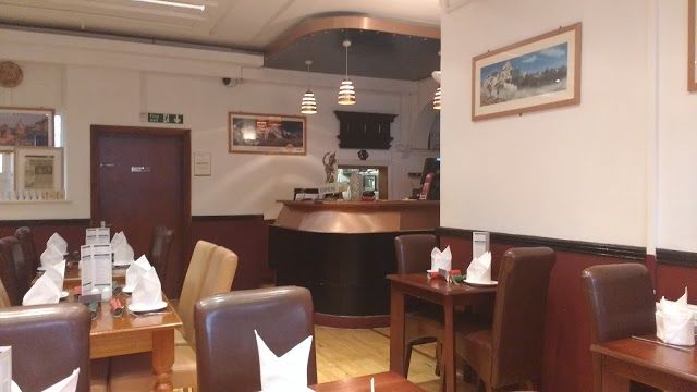 Everest Restaurant