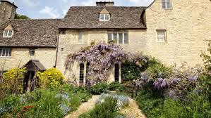 Cogges Manor Farm