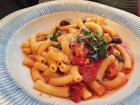 Jamie Oliver's Fabulous Feasts
