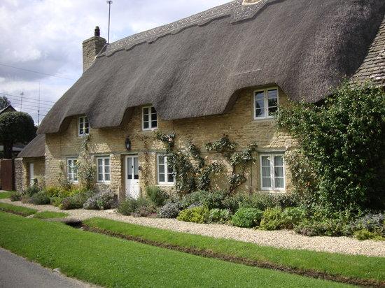 Cotswold Roaming