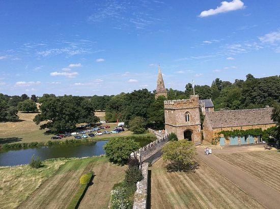 Broughton Castle