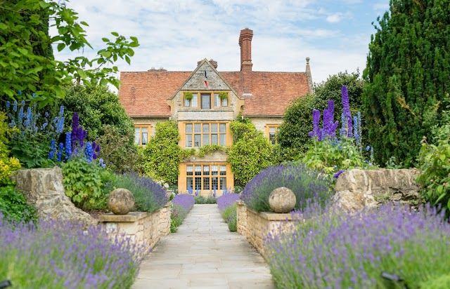 Belmond Le Manoir aux Quat'Saisons